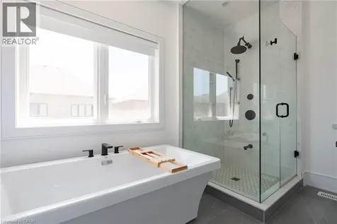 46 Hallaran Road Oakville ON L6H 0Z8