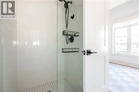 46 Hallaran Road Oakville ON L6H 0Z8