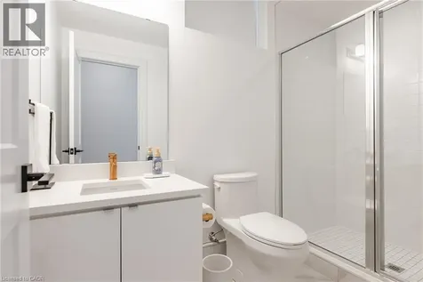 46 Hallaran Road Oakville ON L6H 0Z8
