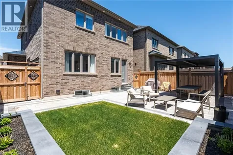 46 Hallaran Road Oakville ON L6H 0Z8