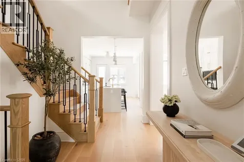46 Hallaran Road Oakville ON L6H 0Z8