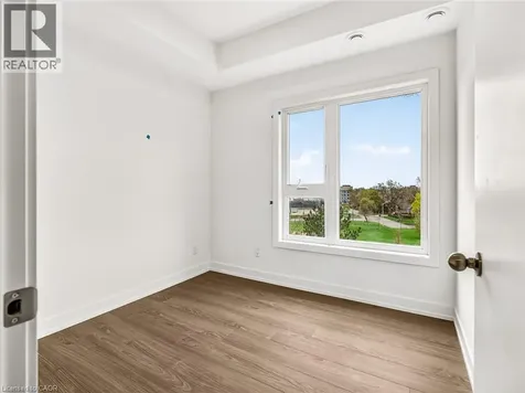 16 Melbourne Avenue St. Catharines ON L2P 2N2