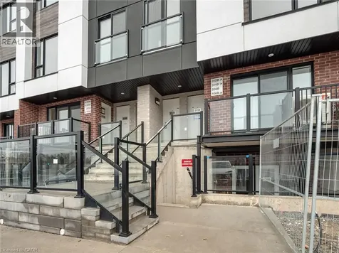 16 Melbourne Avenue St. Catharines ON L2P 2N2