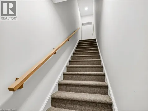 16 Melbourne Avenue St. Catharines ON L2P 2N2