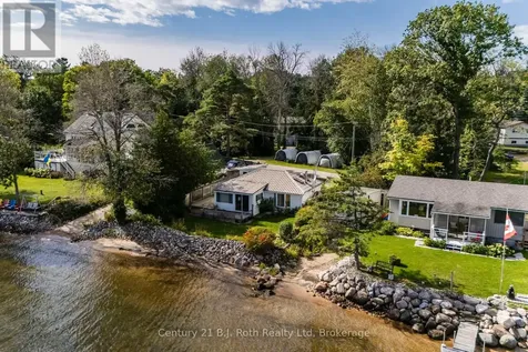 15 Bow Road Tiny ON L9M 0B3