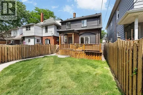 859 Moy Avenue Windsor ON N9A 2N7
