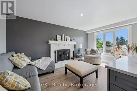 27 Notchwood Court Kitchener ON N2A 3L4