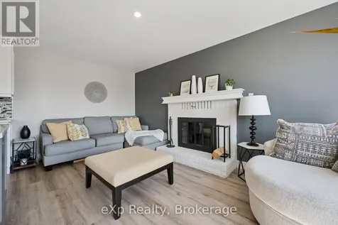 27 Notchwood Court Kitchener ON N2A 3L4
