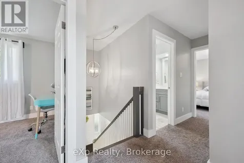 27 Notchwood Court Kitchener ON N2A 3L4