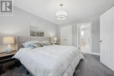 27 Notchwood Court Kitchener ON N2A 3L4