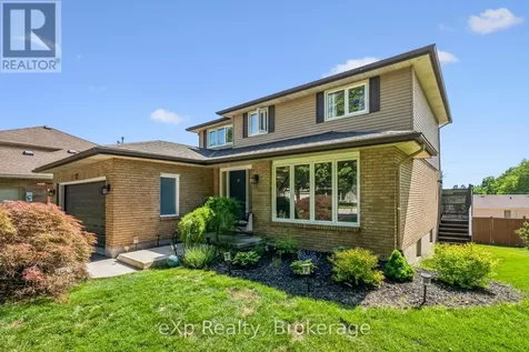 27 Notchwood Court Kitchener ON N2A 3L4