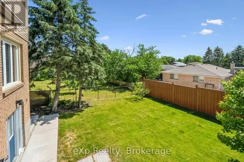 27 Notchwood Court Kitchener ON N2A 3L4