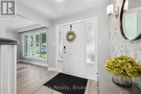 27 Notchwood Court Kitchener ON N2A 3L4
