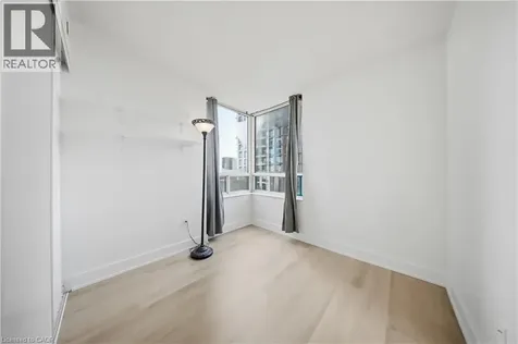 265 Enfield Place Mississauga ON L5B 3Y7