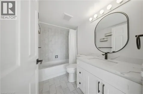265 Enfield Place Mississauga ON L5B 3Y7