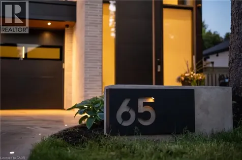 65 Edgecroft Road Etobicoke ON M8Z 2C1