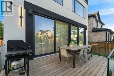 65 Edgecroft Road Etobicoke ON M8Z 2C1