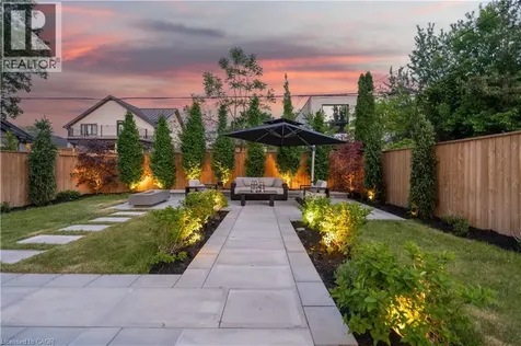 65 Edgecroft Road Etobicoke ON M8Z 2C1