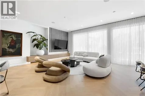 65 Edgecroft Road Etobicoke ON M8Z 2C1