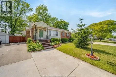 1953 Olive Road Windsor ON N8T 1R4