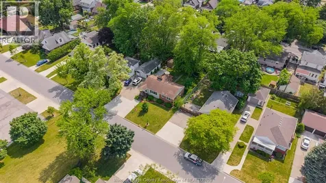 1953 Olive Road Windsor ON N8T 1R4
