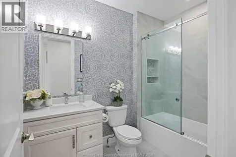 266 Xavier Circle Lakeshore ON N8N 0J3