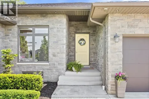 266 Xavier Circle Lakeshore ON N8N 0J3