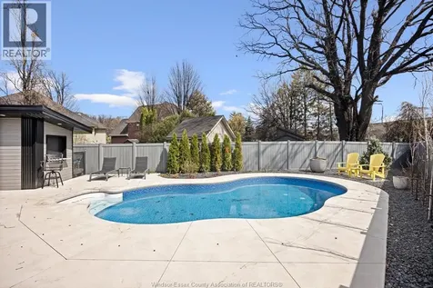 266 Xavier Circle Lakeshore ON N8N 0J3