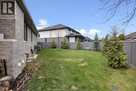 266 Xavier Circle Lakeshore ON N8N 0J3