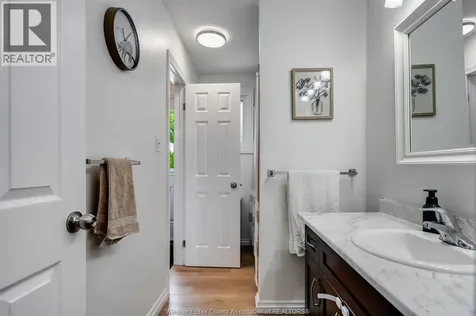 4399 Ashfield Crescent Windsor ON N9G 2G8