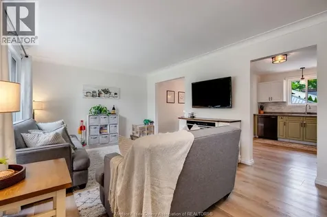 4399 Ashfield Crescent Windsor ON N9G 2G8