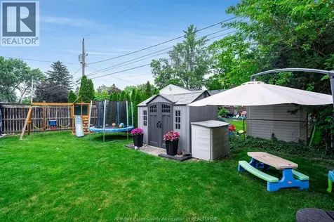 4399 Ashfield Crescent Windsor ON N9G 2G8