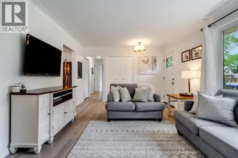 4399 Ashfield Crescent Windsor ON N9G 2G8