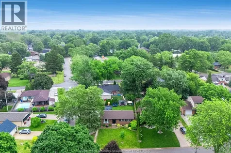 4399 Ashfield Crescent Windsor ON N9G 2G8
