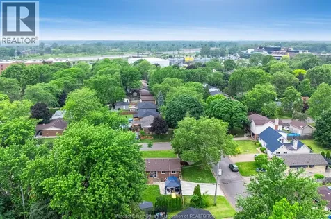 4399 Ashfield Crescent Windsor ON N9G 2G8