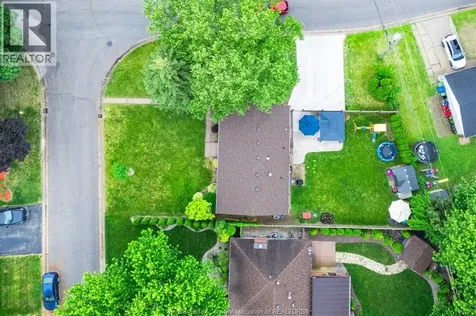 4399 Ashfield Crescent Windsor ON N9G 2G8