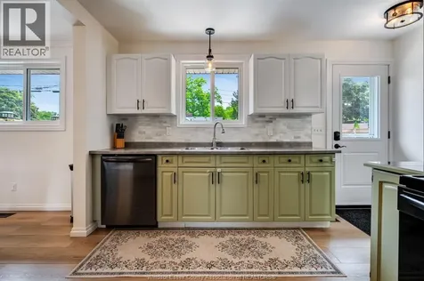 4399 Ashfield Crescent Windsor ON N9G 2G8