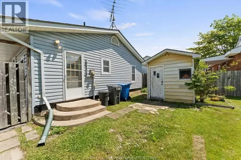 268 Kempt Street Amherstburg ON N9V 2H8