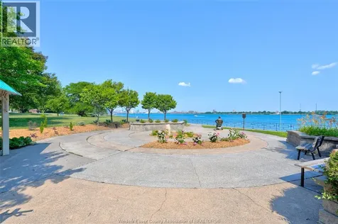 3936 Wyandotte Street East Windsor ON N8Y 4V1