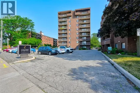 3936 Wyandotte Street East Windsor ON N8Y 4V1