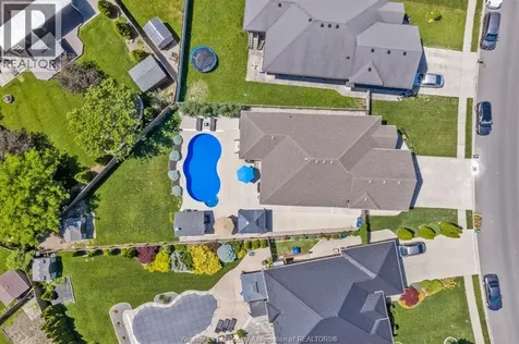 3939 Wildwood Drive Windsor ON N8R 2L4