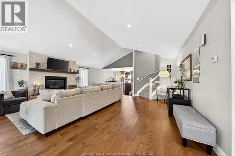 3939 Wildwood Drive Windsor ON N8R 2L4