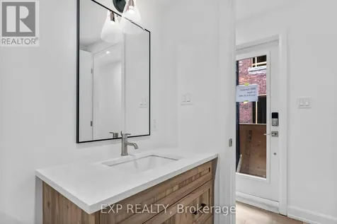 885 Somerset Street West Ottawa ON K1R 6R6
