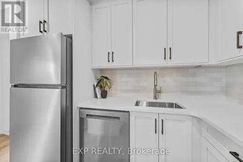 885 Somerset Street West Ottawa ON K1R 6R6