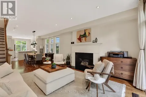 312 Iona Street Ottawa ON K1Z 7B9