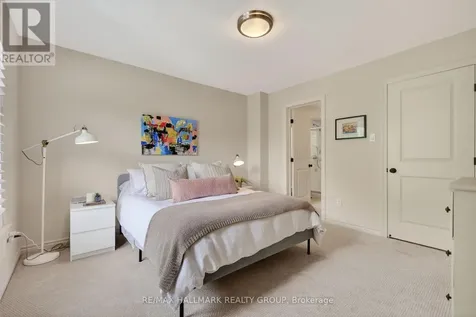 312 Iona Street Ottawa ON K1Z 7B9