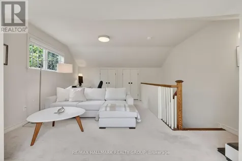 312 Iona Street Ottawa ON K1Z 7B9