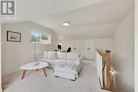 312 Iona Street Ottawa ON K1Z 7B9