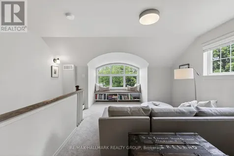 312 Iona Street Ottawa ON K1Z 7B9