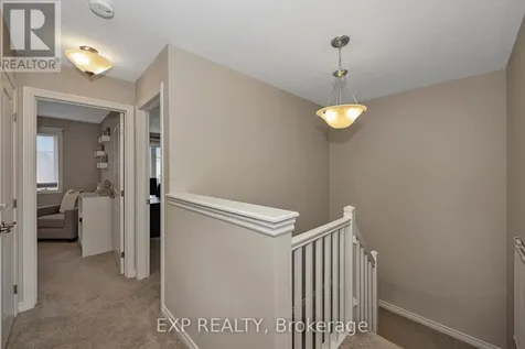 104 Conifer Creek Circle Ottawa ON K2M 0L7